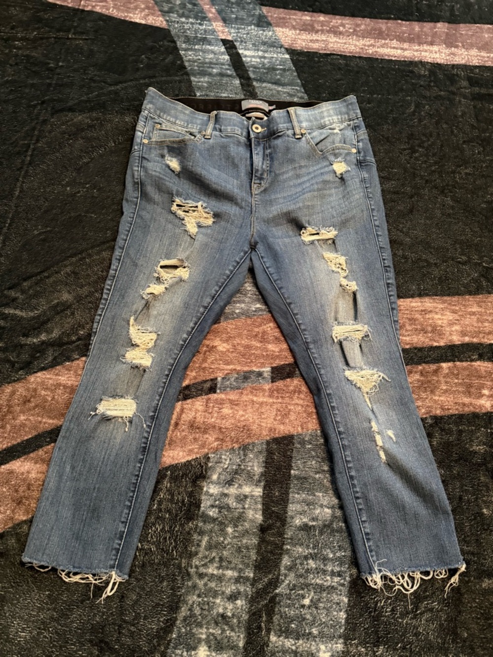 Torrid Bombshell Skinny Jeans Short